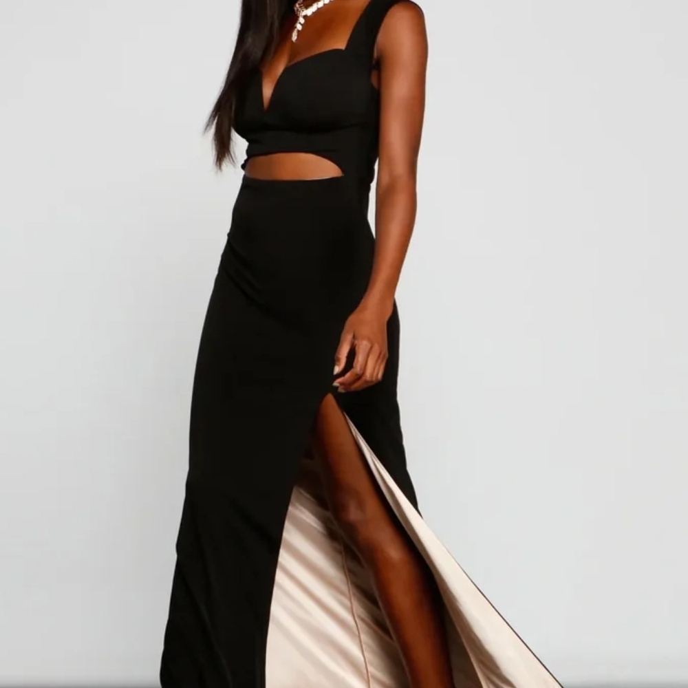 Windsor Black and Cream Maxi Dress